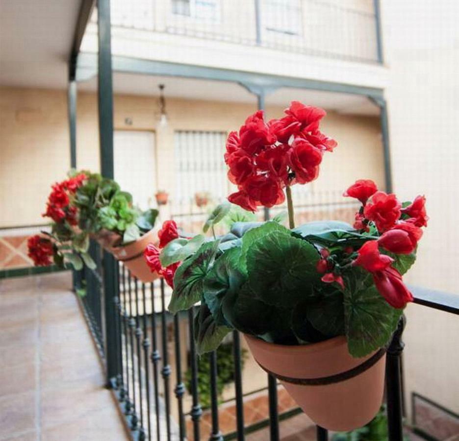 Hsh Suites Corrala Triana Seville Exterior photo
